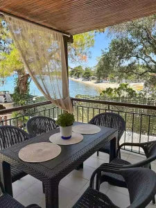 Veranda-by-the-Sea-21